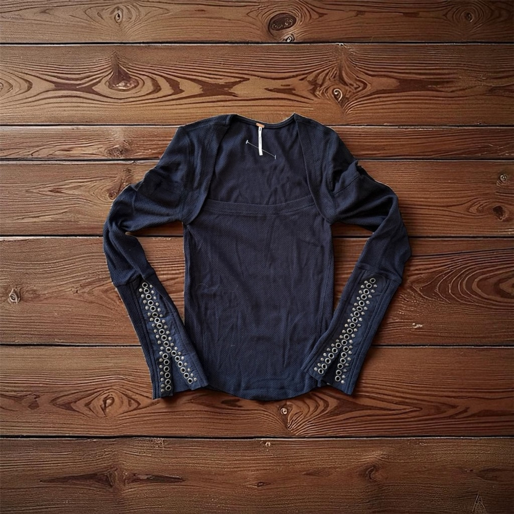 Free People A Little Unruly Top Size Small NWOT - Picture 4 of 5